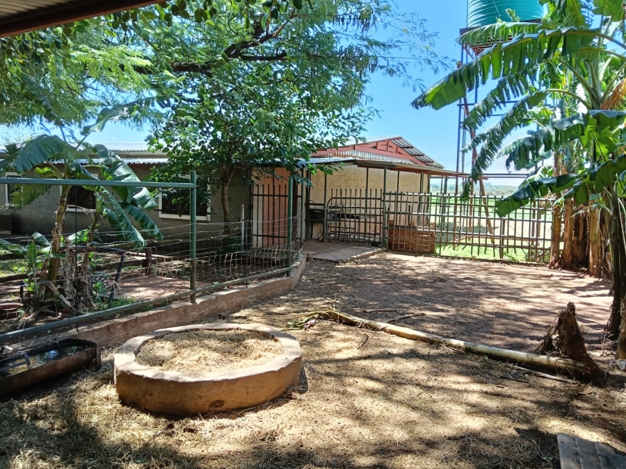 8 Bedroom Property for Sale in Brits Rural North West